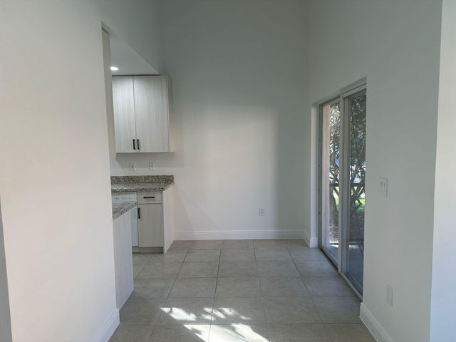 2121 NW 99 WAY, Sunrise, FL 33322