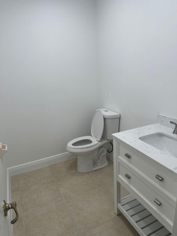 2121 NW 99 WAY, Sunrise, FL 33322