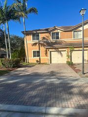 2121 NW 99 WAY, Sunrise, FL 33322