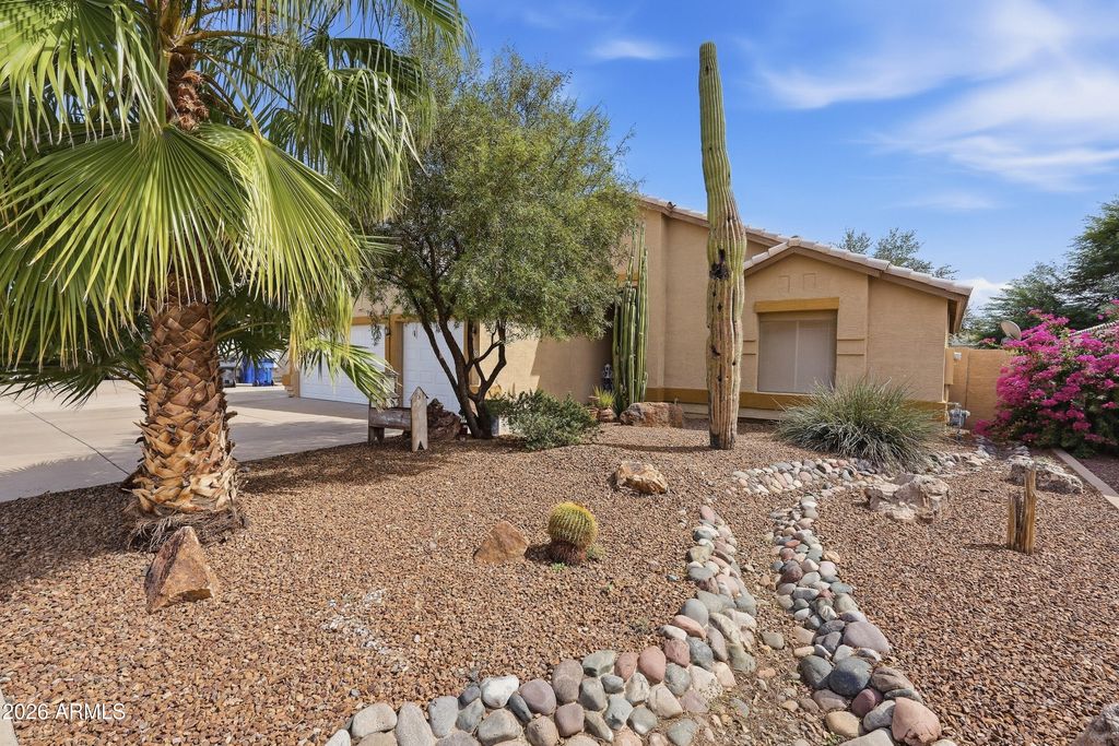 551 N Vista Del Sol --, Mesa, AZ 85207 — photo 2