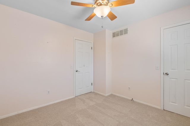 534 Shefford, Wichita, KS 67212