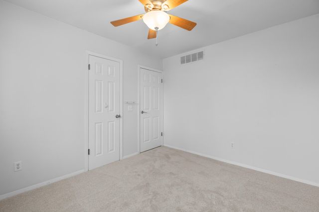 534 Shefford, Wichita, KS 67212