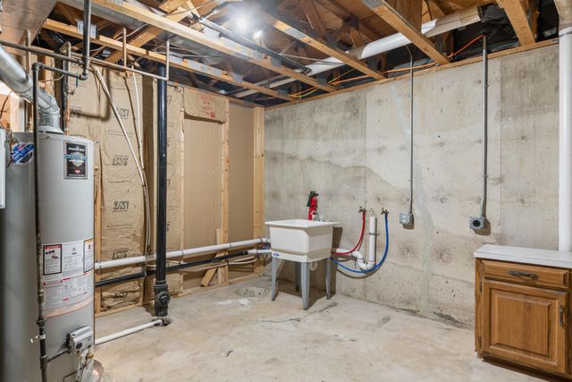 534 Shefford, Wichita, KS 67212