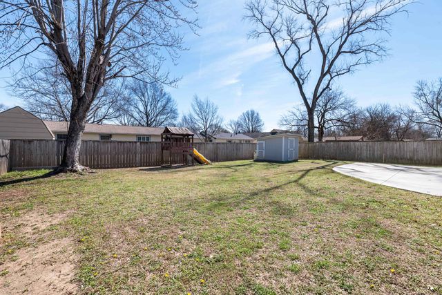 534 Shefford, Wichita, KS 67212