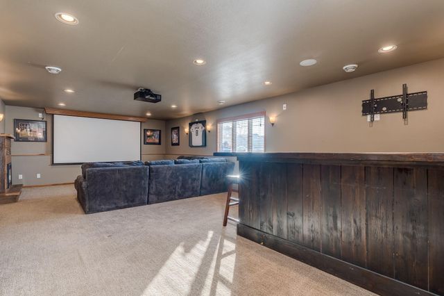 228 Grovebrook Circle, Mankato, MN 56001