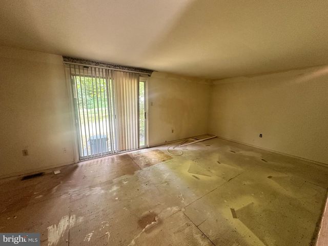 19208 DEEP RUN CT, Germantown, MD 20876