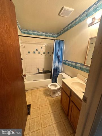 19208 DEEP RUN CT, Germantown, MD 20876