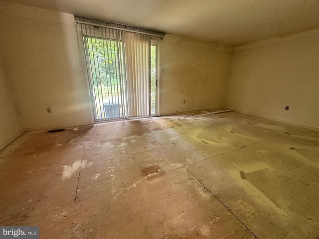 19208 DEEP RUN CT, Germantown, MD 20876