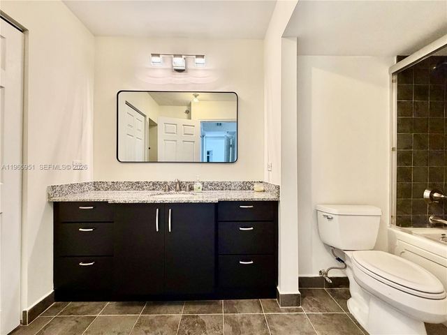 20515 E Country Club Dr 1642, Aventura, FL 33180