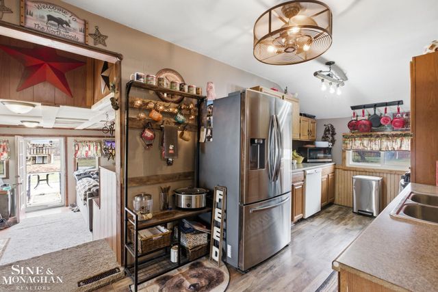 3925 W Water Street, Port Huron Twp, MI 48060