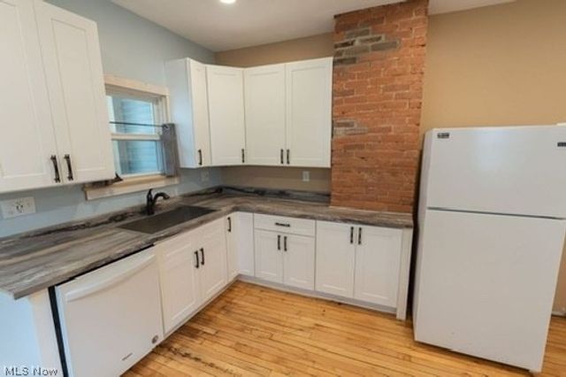 1362 W 59th Street, Cleveland, OH 44102