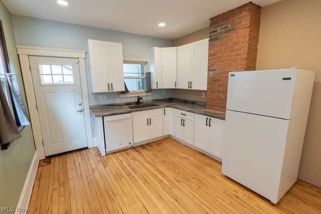 1362 W 59th Street, Cleveland, OH 44102