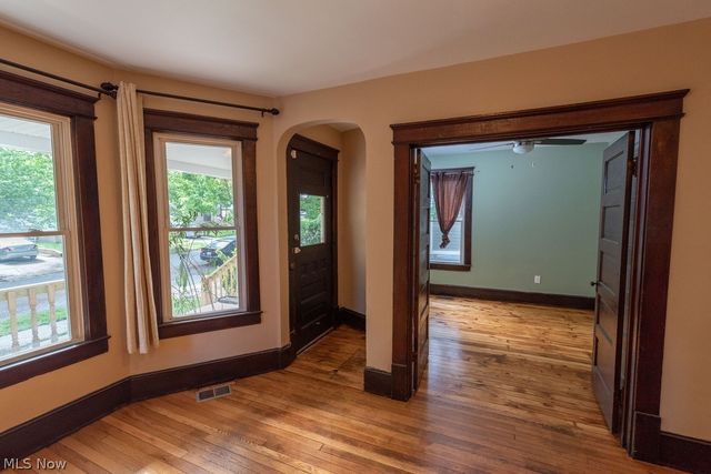 1362 W 59th Street, Cleveland, OH 44102