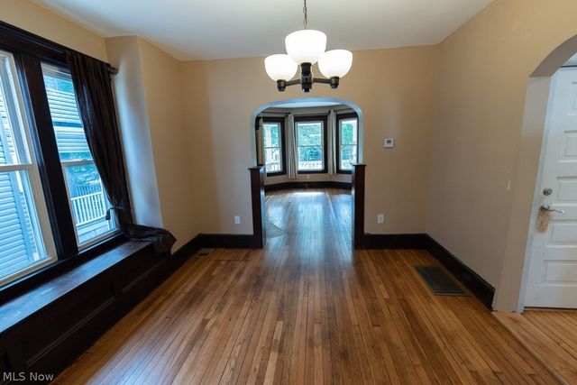 1362 W 59th Street, Cleveland, OH 44102