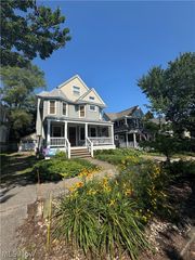 1362 W 59th Street, Cleveland, OH 44102