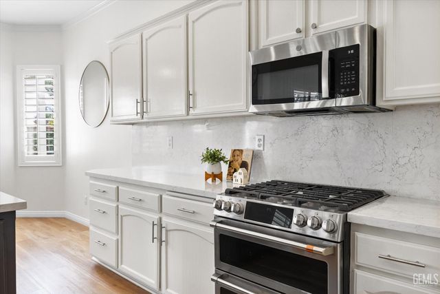 10717 Rising Sun Drive, Bakersfield, CA 93312