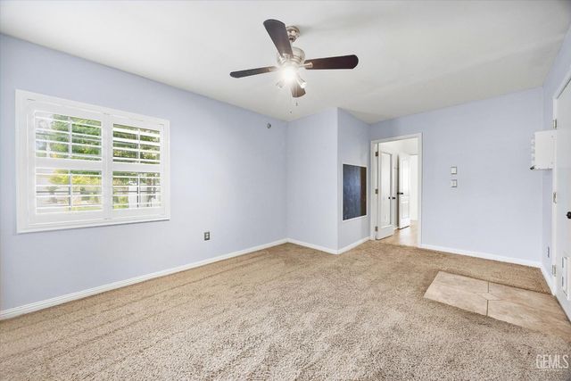 10717 Rising Sun Drive, Bakersfield, CA 93312