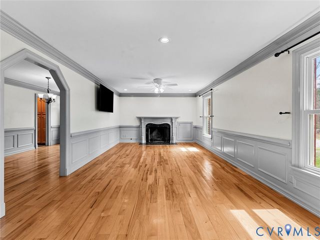 425 Starview Ln, Gum Spring, VA 23065