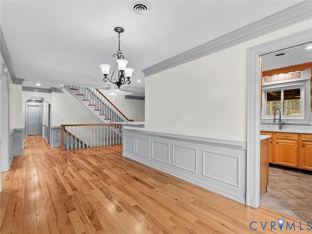 425 Starview Ln, Gum Spring, VA 23065