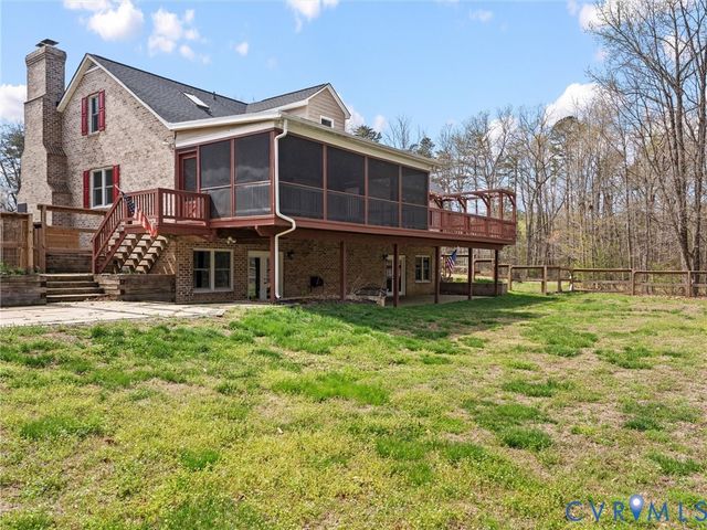 425 Starview Ln, Gum Spring, VA 23065