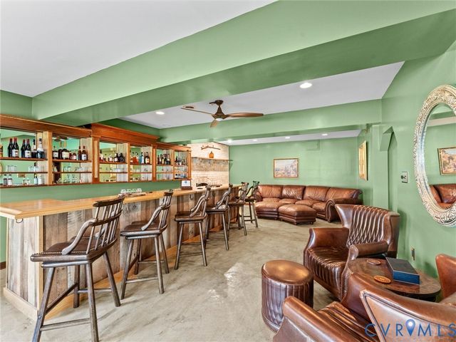 425 Starview Ln, Gum Spring, VA 23065
