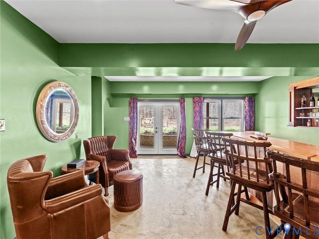 425 Starview Ln, Gum Spring, VA 23065