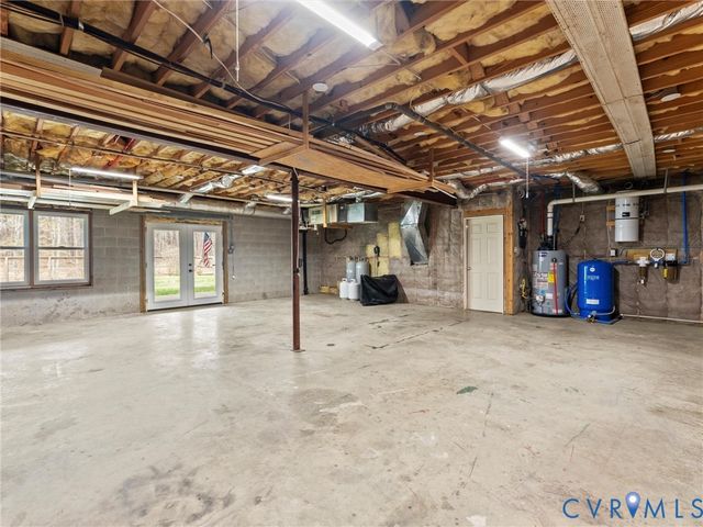 425 Starview Ln, Gum Spring, VA 23065