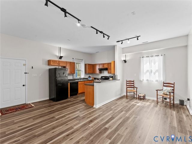 425 Starview Ln, Gum Spring, VA 23065