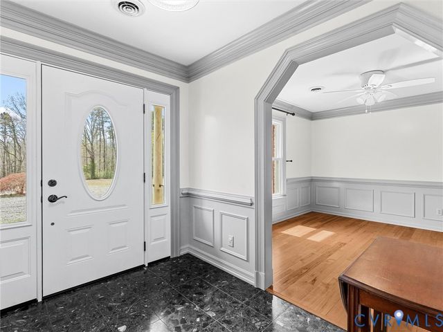 425 Starview Ln, Gum Spring, VA 23065
