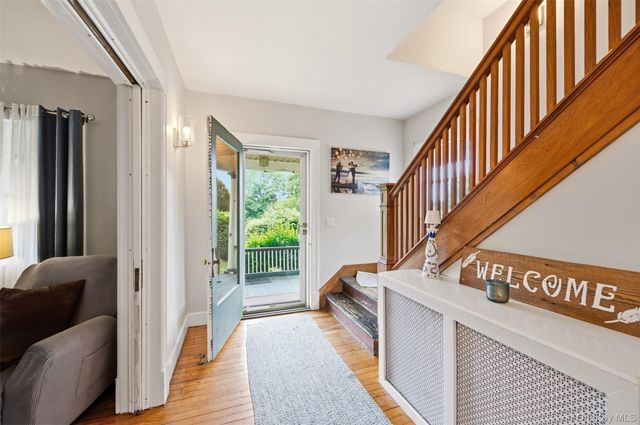 863 Lake Road, Huntington, NY 11743