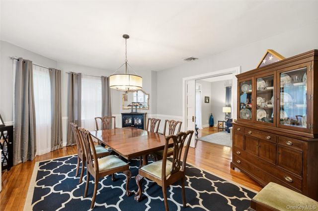 863 Lake Road, Huntington, NY 11743