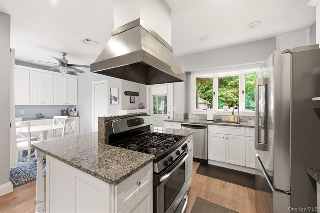 863 Lake Road, Huntington, NY 11743