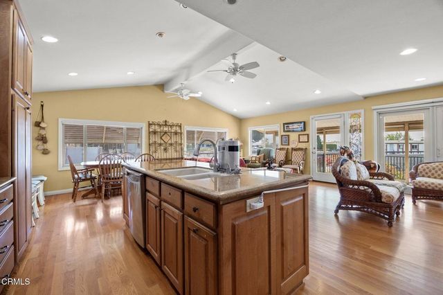 142 Poinsettia Gardens Drive 142, Ventura, CA 93004