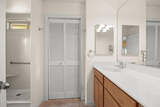 142 Poinsettia Gardens Drive 142, Ventura, CA 93004