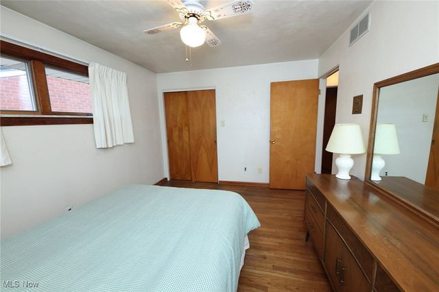 3620 Pennsylvania Ave, Weirton, WV 26062