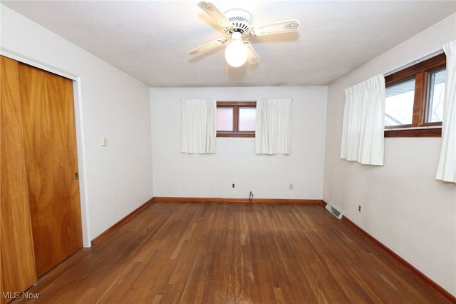 3620 Pennsylvania Ave, Weirton, WV 26062