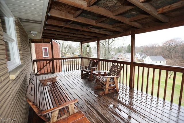 3620 Pennsylvania Ave, Weirton, WV 26062