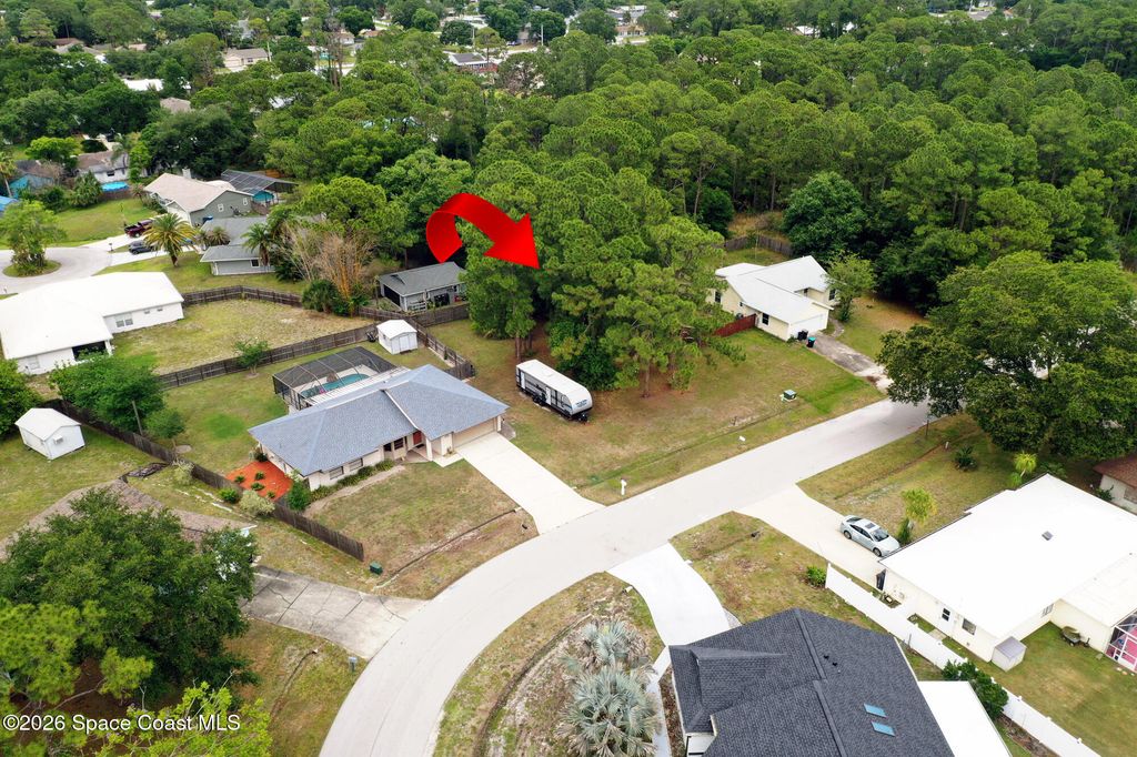 1220 Stadt Road NW, Palm Bay, FL 32907