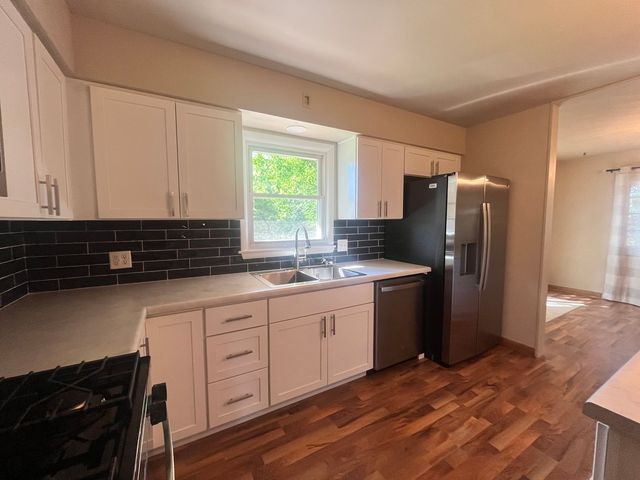 8909 19th Street W, Rock Island, IL 61201