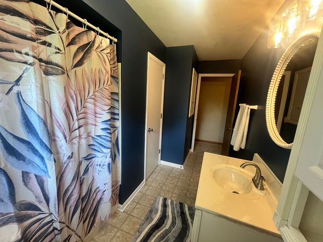 8909 19th Street W, Rock Island, IL 61201