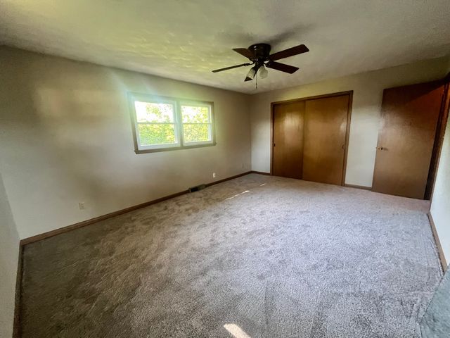 8909 19th Street W, Rock Island, IL 61201