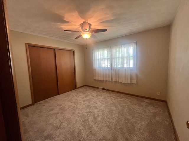 8909 19th Street W, Rock Island, IL 61201