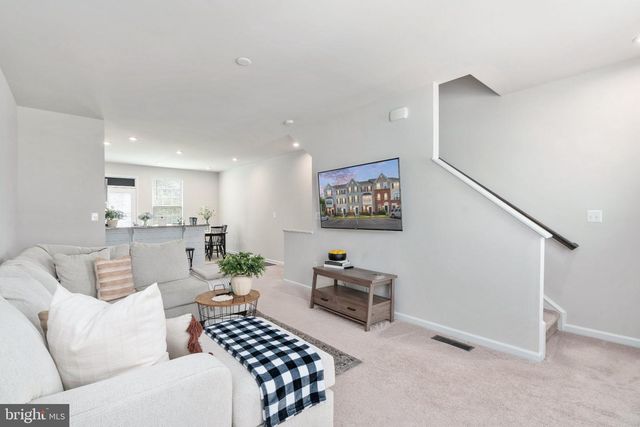 533 VIEW POINT WAY, Fredericksburg, VA 22405