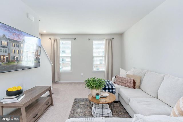 533 VIEW POINT WAY, Fredericksburg, VA 22405