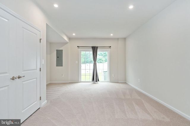 533 VIEW POINT WAY, Fredericksburg, VA 22405
