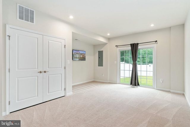 533 VIEW POINT WAY, Fredericksburg, VA 22405