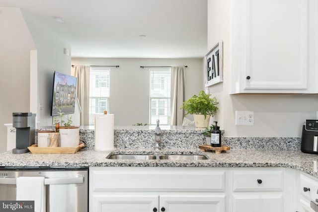 533 VIEW POINT WAY, Fredericksburg, VA 22405