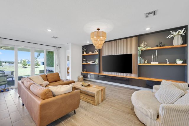 1541 Wandering Willow Way, Loxahatchee, FL 33470