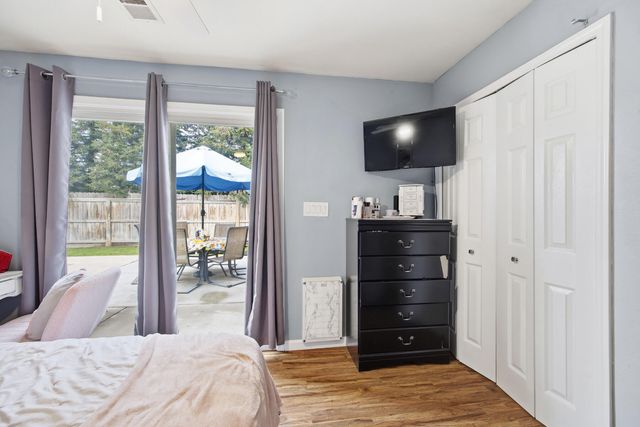 2221 S Akers Street, Visalia, CA 93277