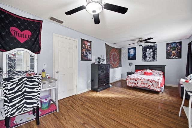 2221 S Akers Street, Visalia, CA 93277